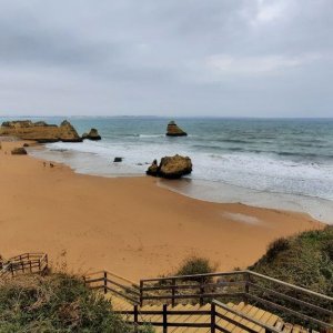 Medium 'Praia Dona Ana' im Album 'Portugal und vor allem Costa Vicentina im Dezember 2024'