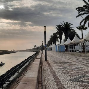 Medium 'Die Avenida in Lagos' im Album 'Portugal und vor allem Costa Vicentina im Dezember 2024'