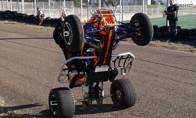23093645ub.jpg
