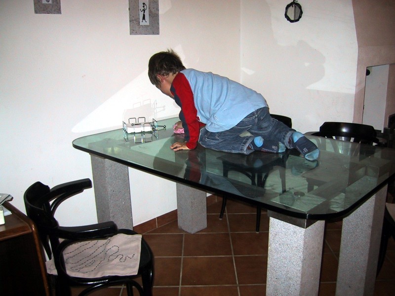 21402544zc.jpg