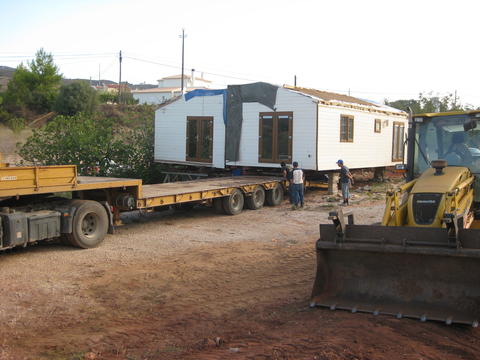 8569612qug.jpg