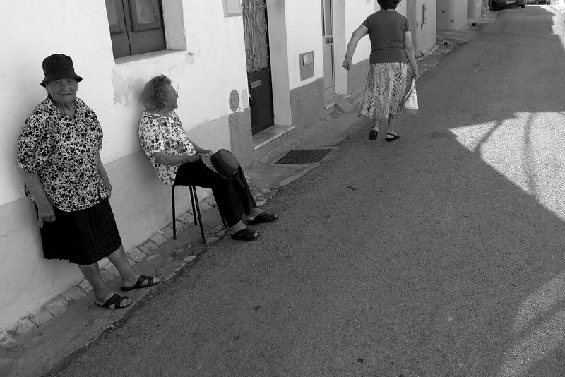 22503495bw.jpg