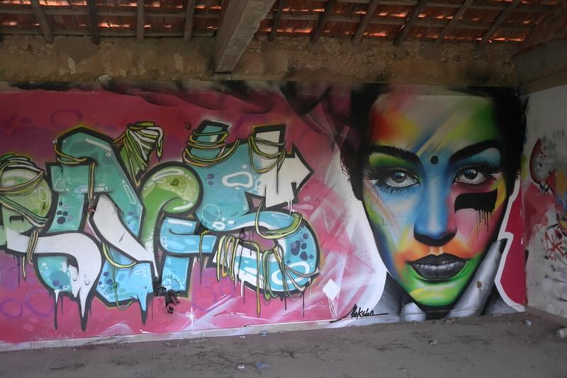 24634453qx.jpg