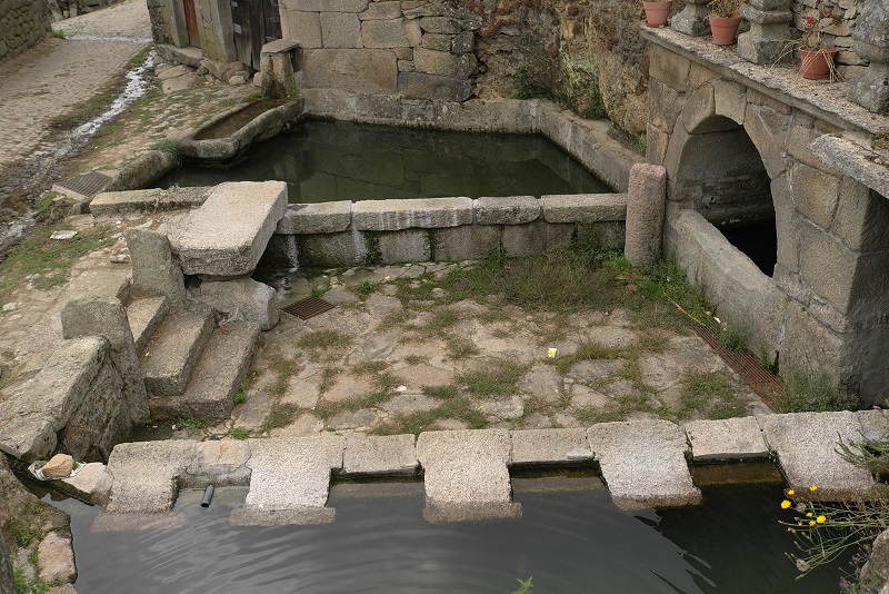 23102036qr.jpg